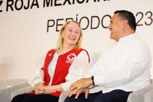 Renán Barrera refrendó su apoyo y colaboración con La Cruz Roja Mexicana.