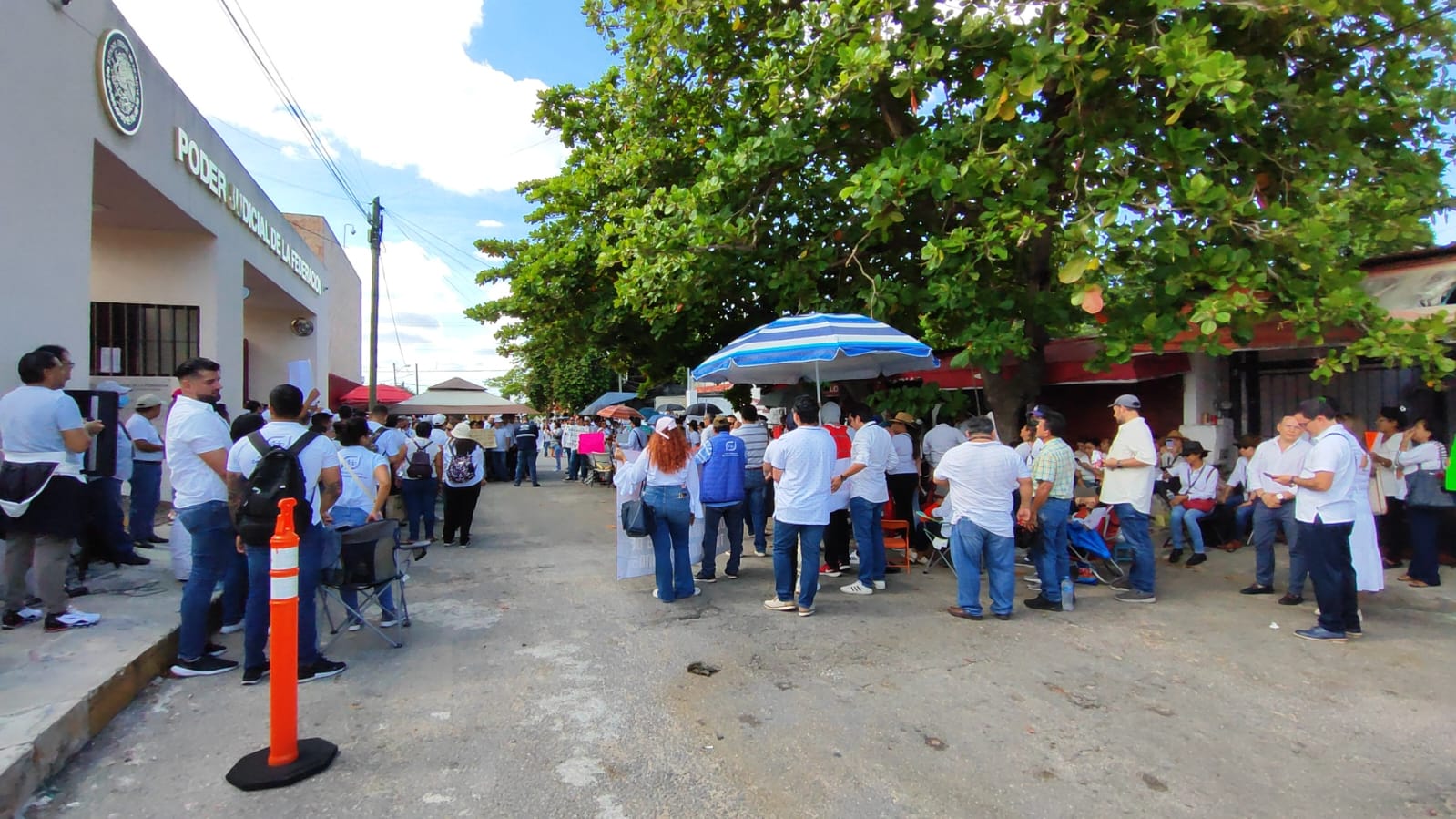 Se suma Yucatán al paro del sindicato del TPJF