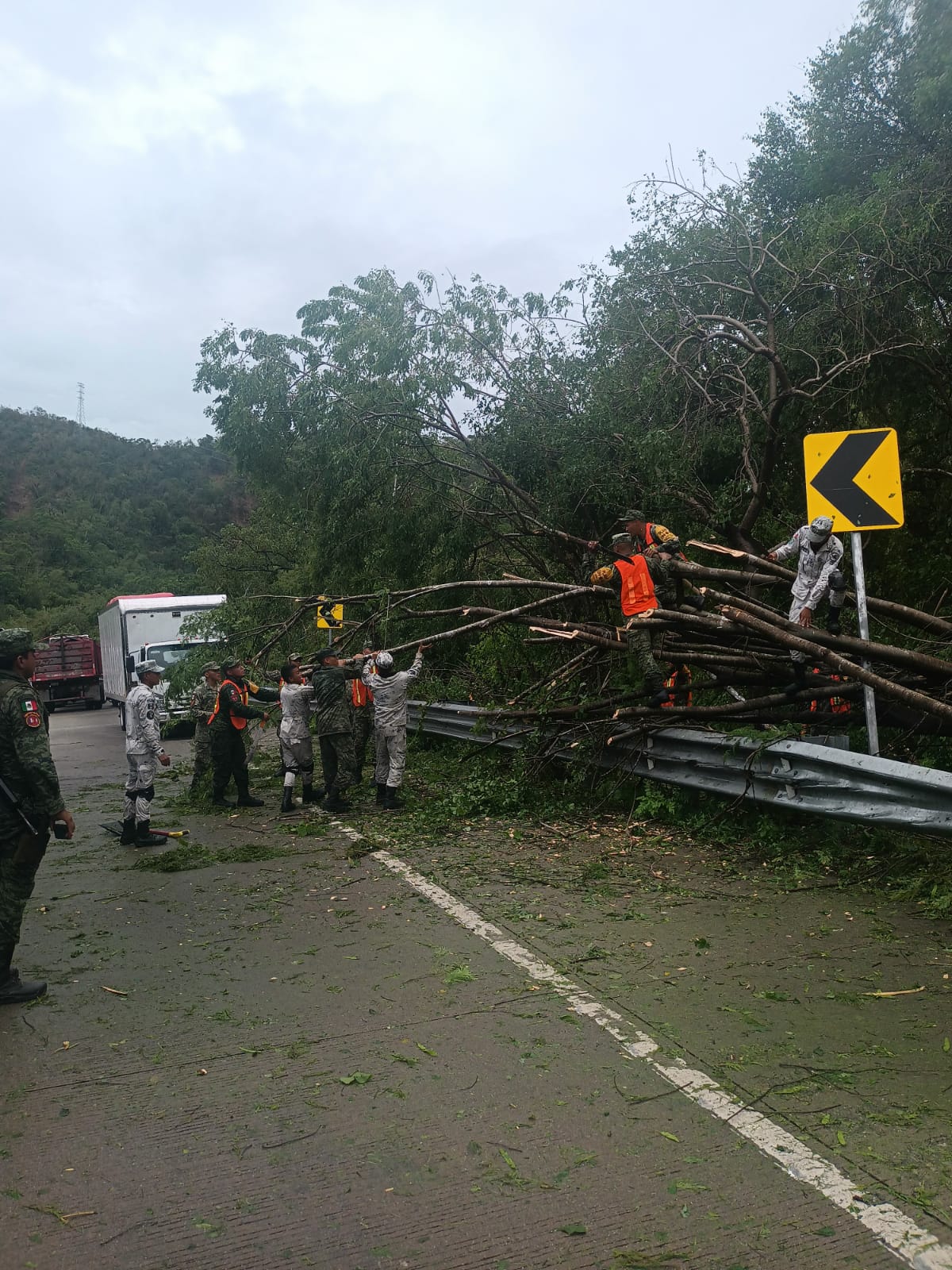 Refuerza GN tareas de recuperación en municipios de Guerrero