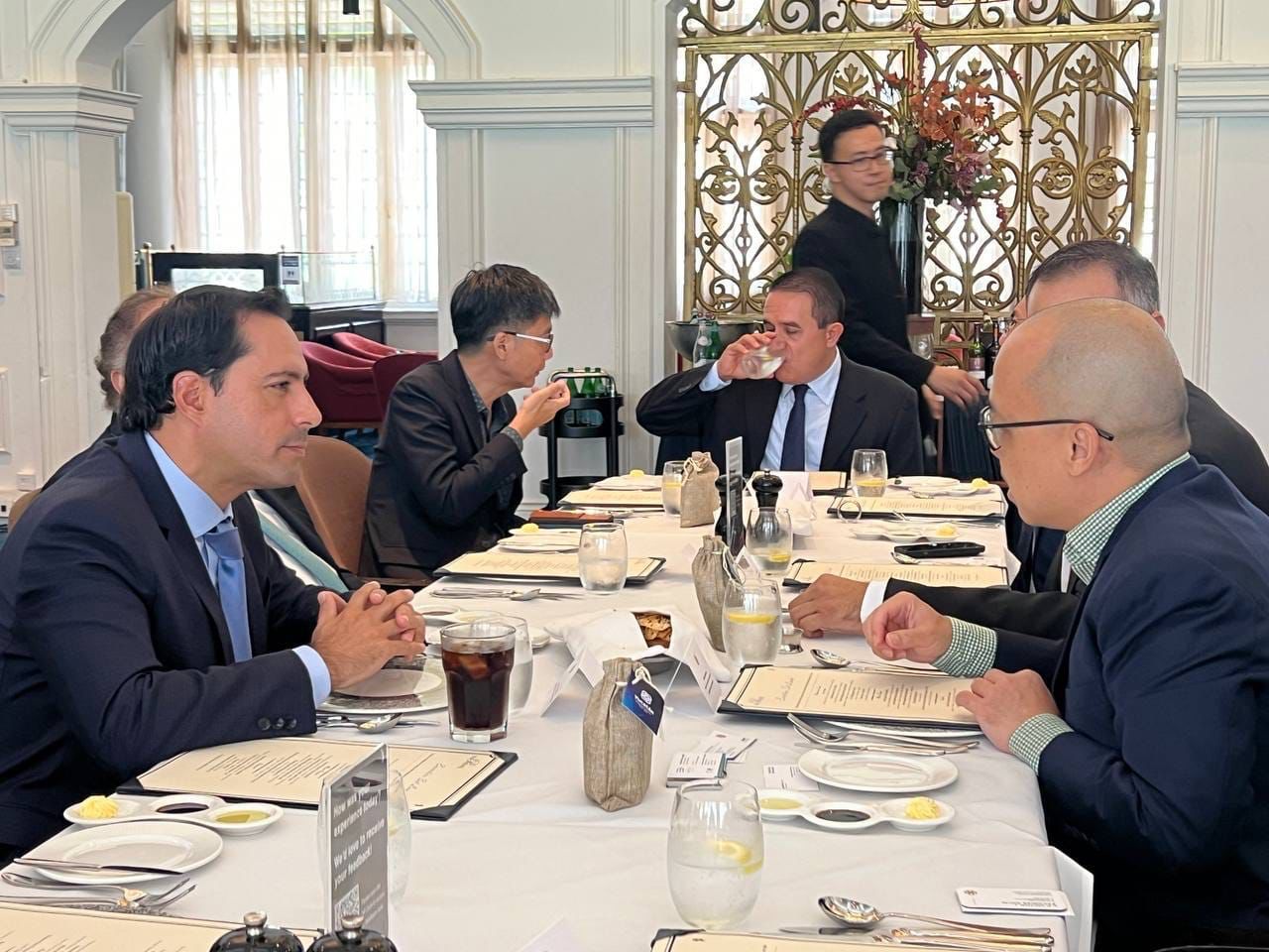 El Gobernador Mauricio Vila Dosal sigue <yoastmark class=