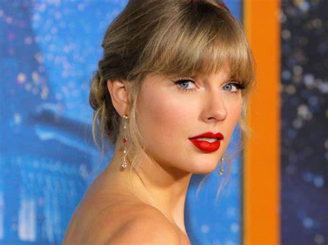 Taylor Swift es oficialmente Billonaria