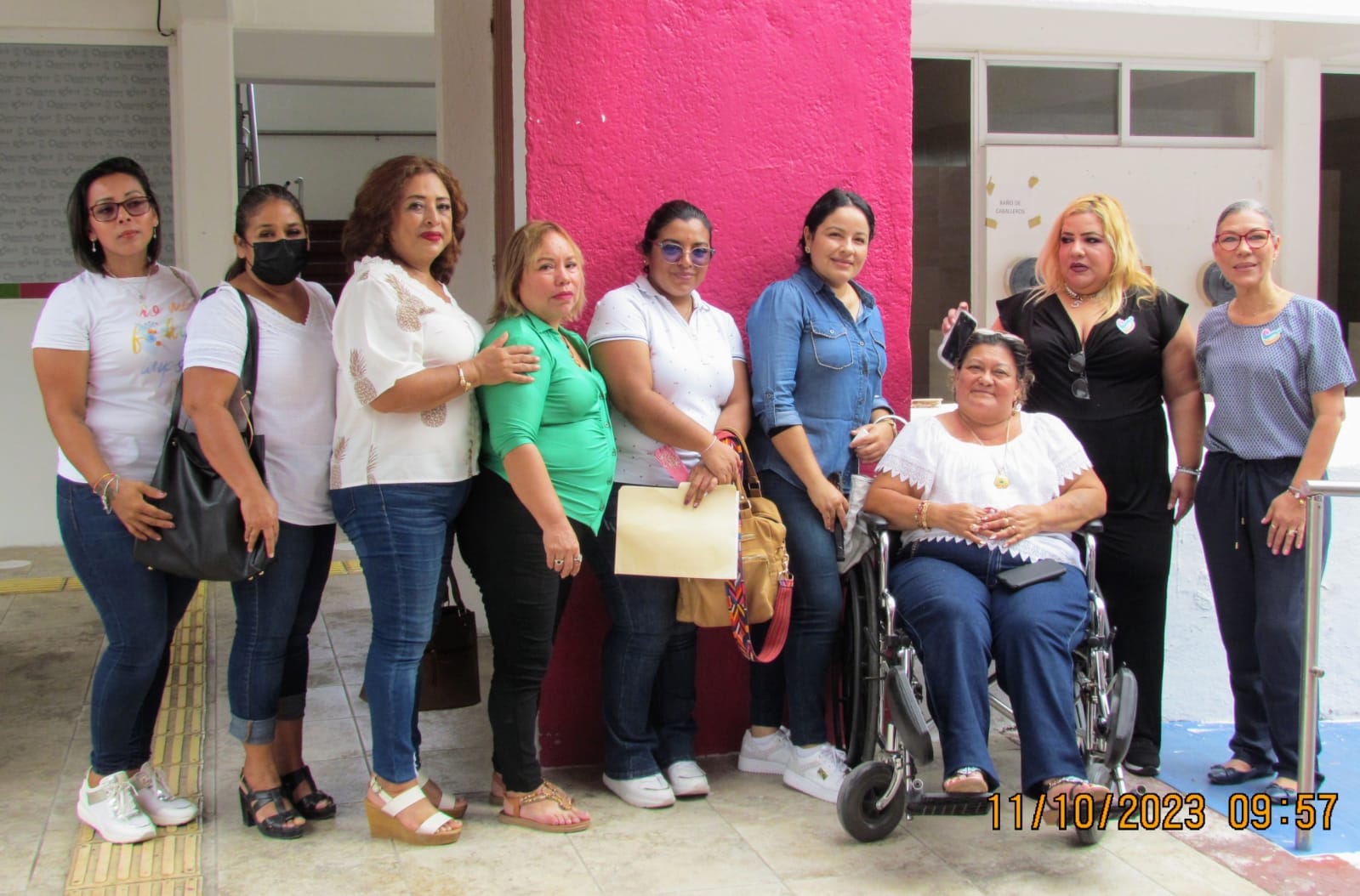 Voluntariado de la ULPCA se solidariza con damnificados de Acapulco.