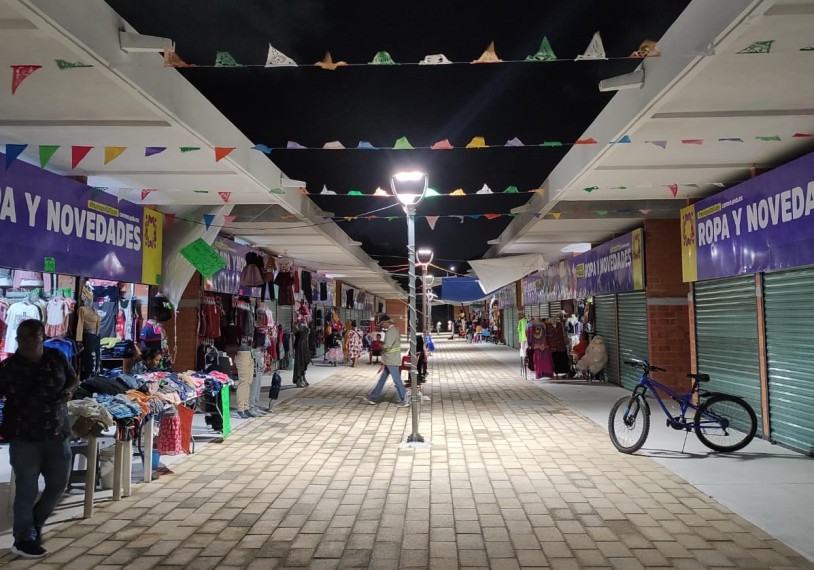 Nuevo mercado del Chechén de Ciudad del Carmen, ya cuenta energía eléctrica