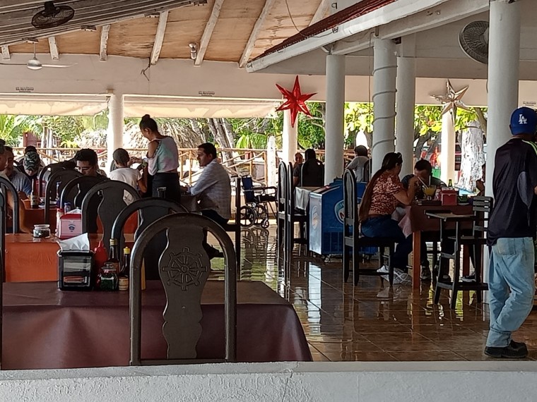 Restauranteros de Ciudad del Carmen esperan repunte de un 100% en servicios