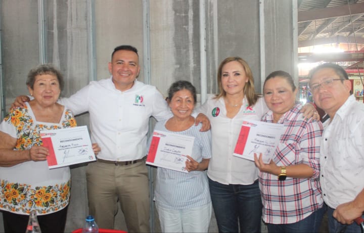 Los dos centros de abasto más importantes de Mérida reciben singular visita.