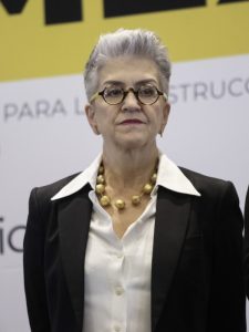 Alejandra Latapí. Vinculación Institucional.