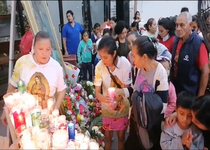 Mariachi Águilas le llevan mañanitas a la Virgen de Guadalupe: En Ciudad del Carmen