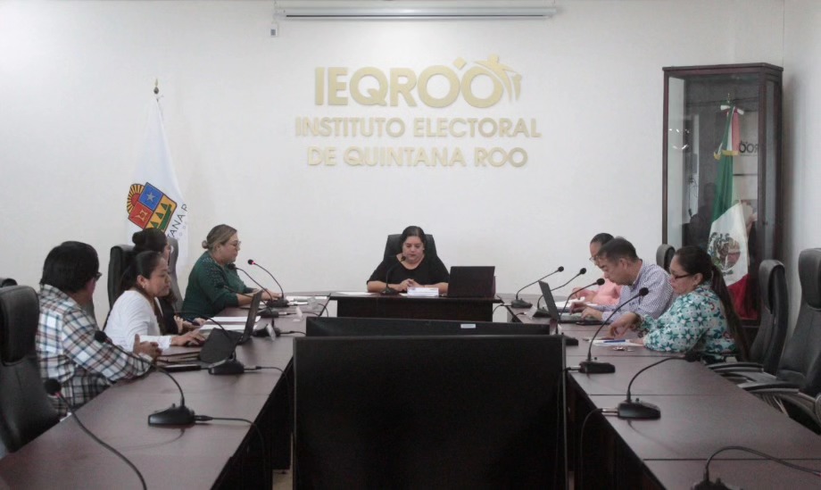 IEQROO aprobó criterios y procedimientos de reelección para ayuntamientos y diputaciones.