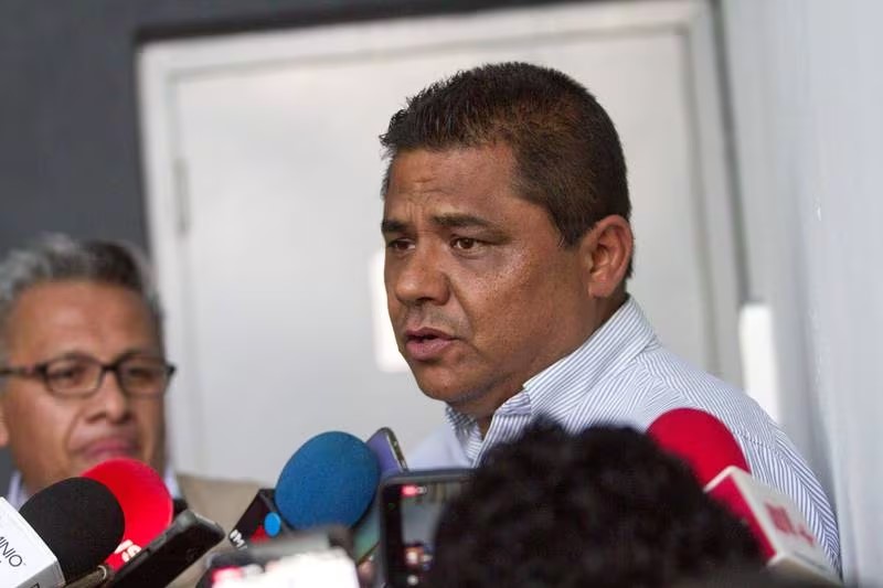 Mario Escobar, Padre de Debanhi va por diputación federal por MC