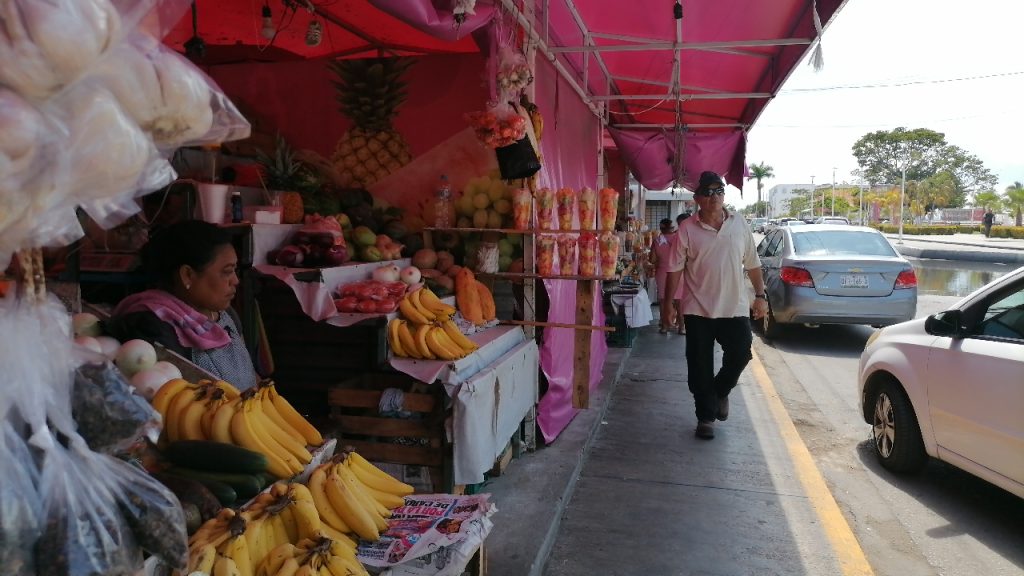 El precio de algunas frutas en Ciudad del Carmen llega a subir hasta en un 100% en esta temporada