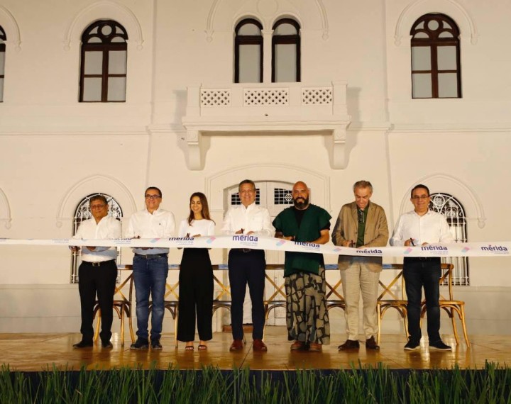 El Alcalde de Mérida inaugura “La Peni” primer espacio interactivo inmersivo y gratuito de Latinoamérica