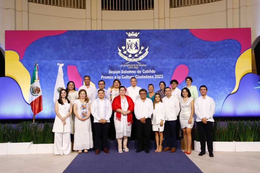 Alcalde Alejandro Ruz Castro entregó el “Premio Ayuntamiento de Mérida a la Cultura Ciudadana 2023”