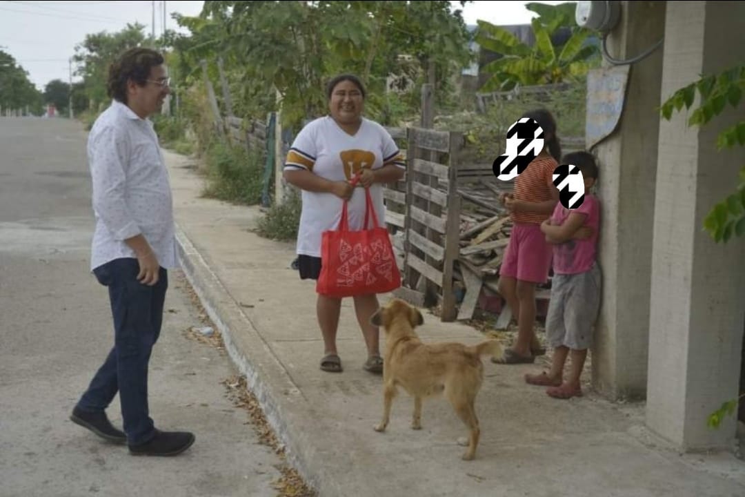 Edwin Farfán Cervantes recibió el premio en Solidaridad Social por su proyecto altruista "Yo Doy La Cena"