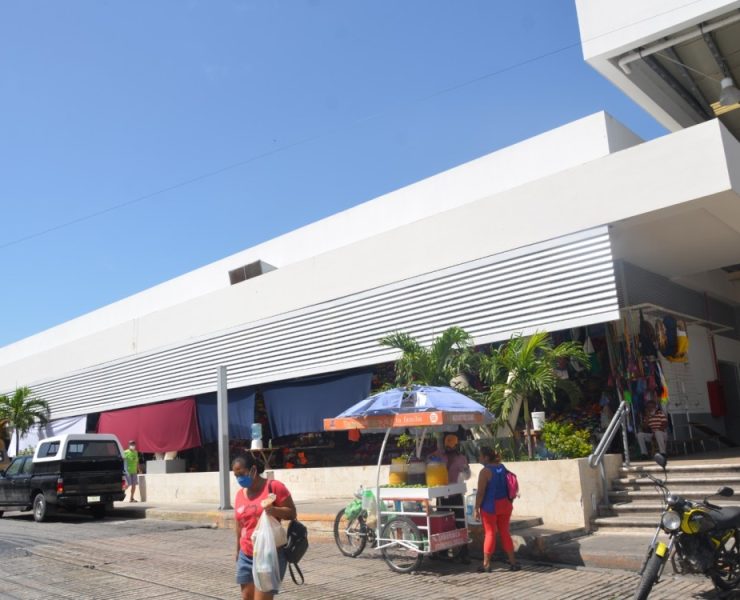 Locatarios del mercado AFA quieren realizar un tianguis para el Día de San Valentín