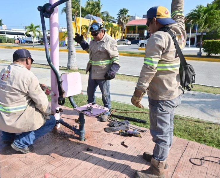 Ayuntamiento de Carmen carece de intenciones para mejorar el salario a burócratas