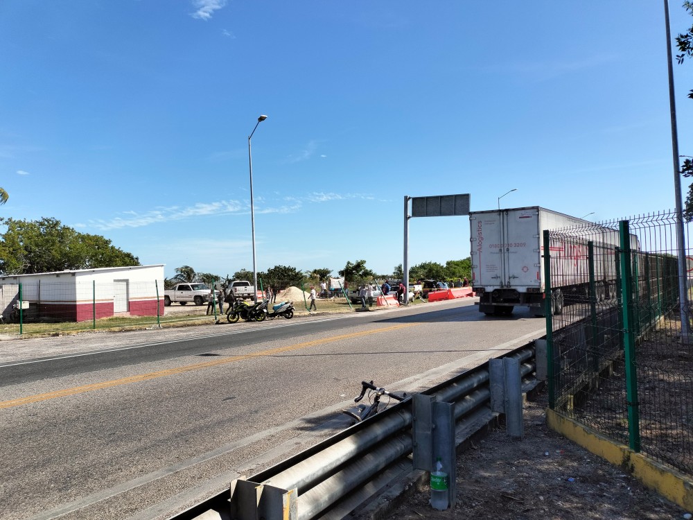 Subsecretario de gobierno de Ciudad del Carmen le da la espalda a sindicatos