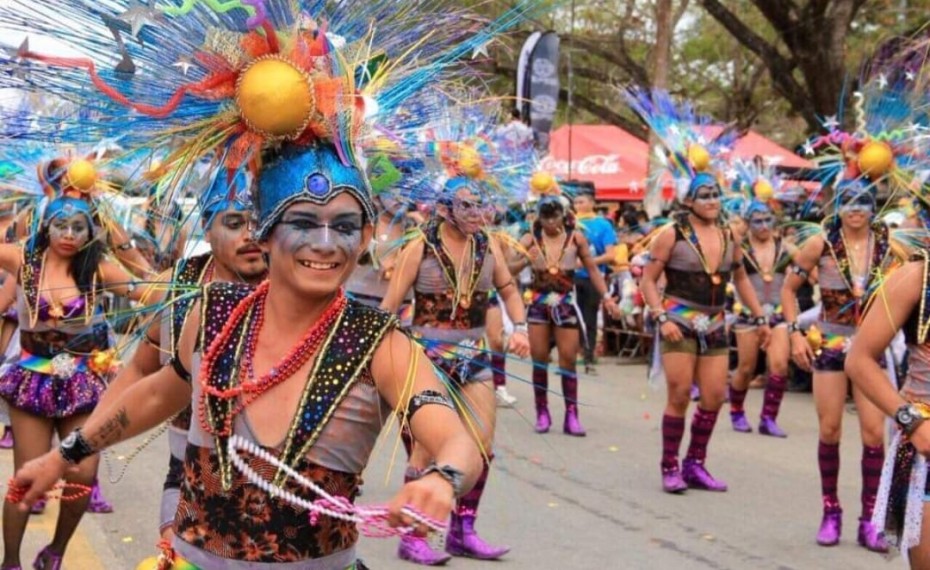 El Carnaval de Mérida llena de alegría a los yucatecos