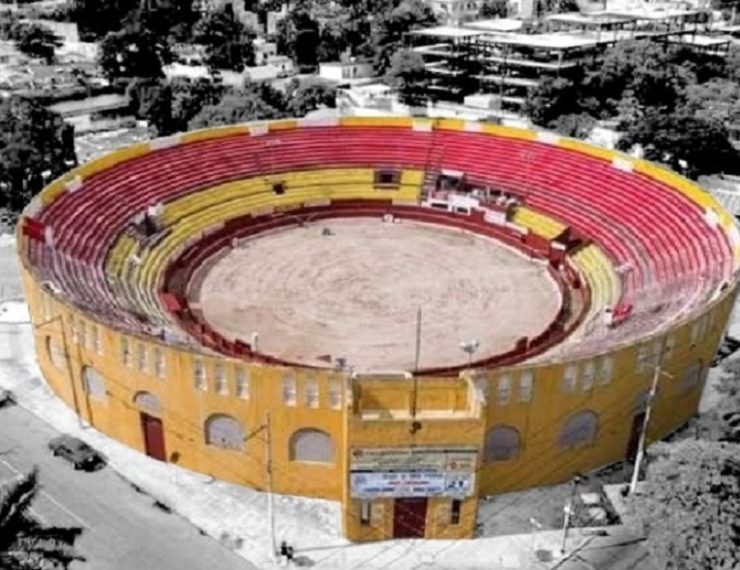 La "Corrida Blanca" se ha convertido en una tradición anual