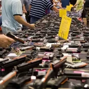 Corte de Apelaciones de EUA falla a favor de México ante demanda contra de fabricantes de armas