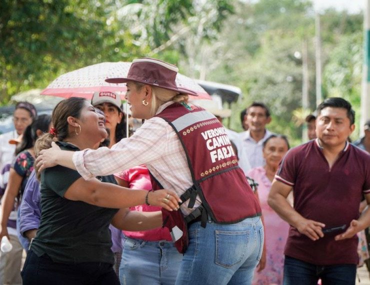 Se sube Verónica Camino al tren del cambio