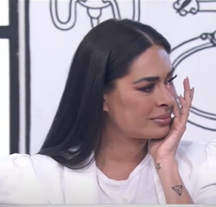Galilea lloró al recordar que le hacían bullying por su cuerpo postparto