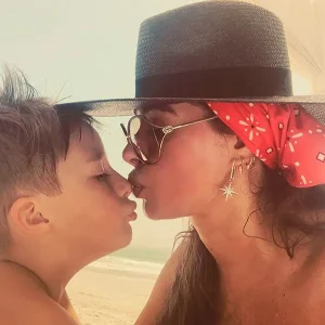 Foto actual de Galilea con su hijo Mateo. 