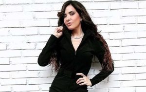 Luego de que el pasado 29 de diciembre Gloria Trevi demandará a Sergio Andrade, ahora la cantante es demandada nuevamente por ser cómplice de su ex manager. 