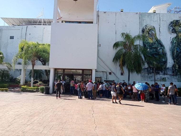 Alcalde de Ciudad del Carmen se aumenta el salario