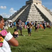 Ley Federal de Derechos permiten a pobladores indígenas disfrutar de la herencia cultural.