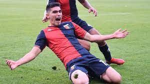 El Genoa de Johan Vázquez empezó perdiendo, pero le terminaron dando la vuelta 2-1, a Ochoa y compañía. 