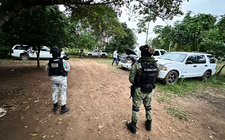 Ejército Mexicano y la Guardia Nacional decomisan armamento y vehículos en Tabasco