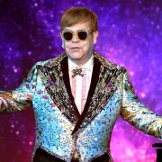 Elton John se une a "EGOT"
