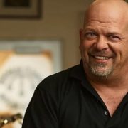 Fallece Adam Harrison