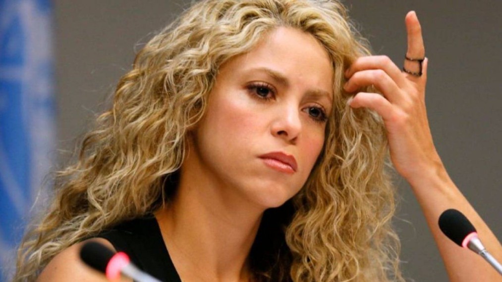 Shakira fue acosada en su propia casa