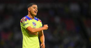 América empata a cero goles con Necaxa y Richard Sánchez vio la tarjeta roja.