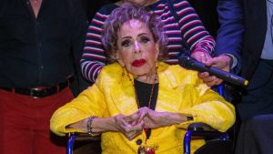 Silvia Pinal recae en su salud , pero hasta el momento hay un absoluto silencio en cuanto a información.