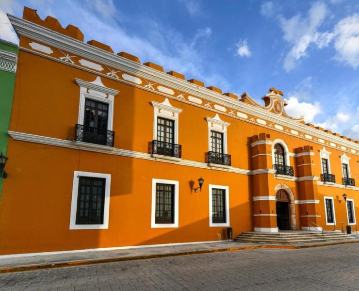 Intimidan a Biby Rabelo