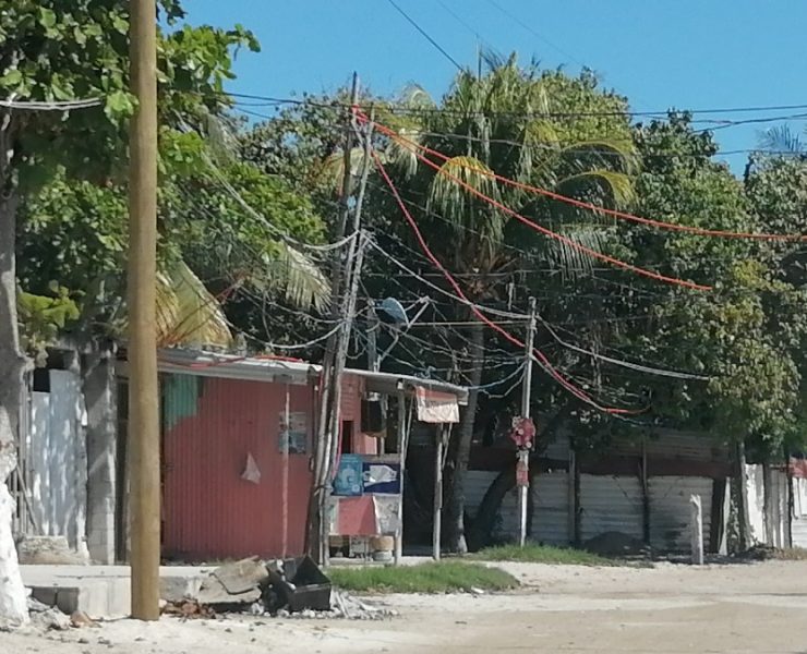 Regularizarán terrenos invadidos con voluntad política y negociación