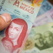 Peligroso endeudamiento en 2024, advierte Alberto Sentíes Palacio