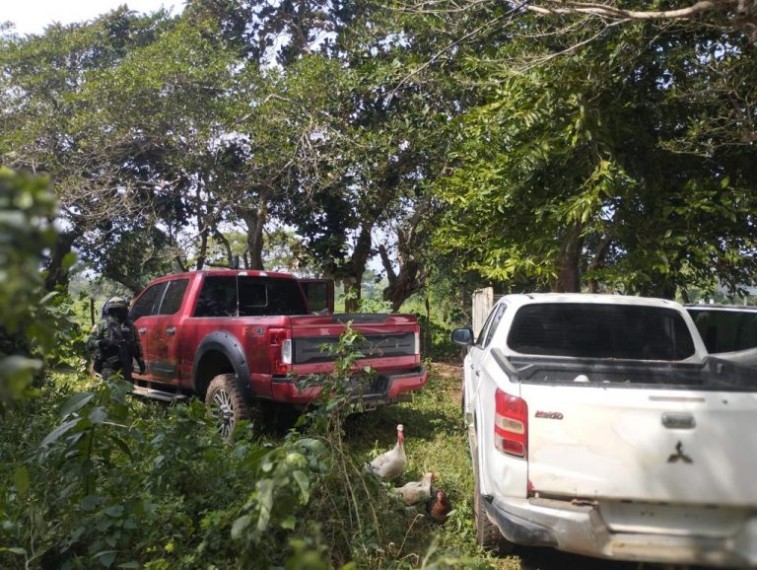 Ejército Mexicano y la Guardia Nacional decomisan armamento y vehículos en Tabasco