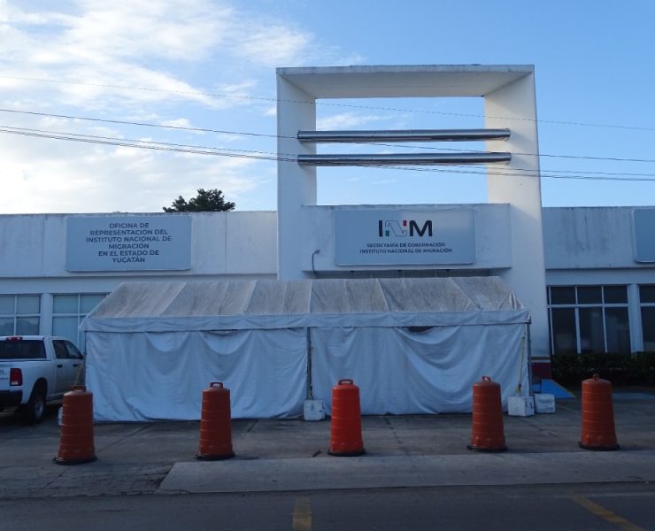 Migración de Mérida reúne decenas de personas que buscan regularizar su situación migratoria en México