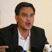 ‘Pato’ Zambrano va por la alcaldía de Monterrey