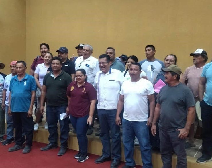 Rehabilitarán caminos para tránsito de pescadores en la Península de Atasta