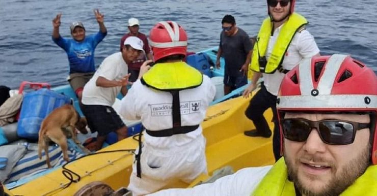 Un crucero logró localizar a 6 pescadores y al perro "canelito" extraviados hace 3 días a una distancia considerable de las costas, a 20 millas de Cabo Catoche
