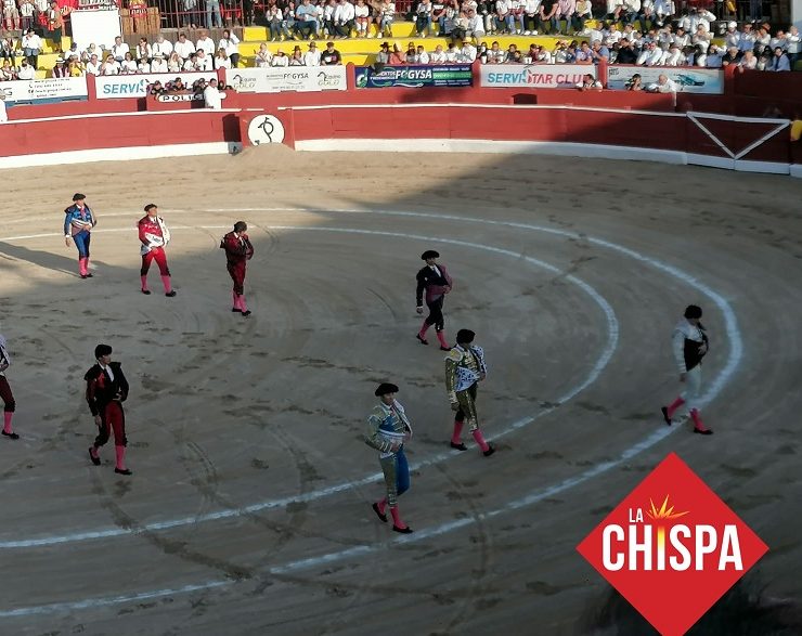 Tradicional corrida blanca por el 95 aniversario con un cartel de talla internacional
