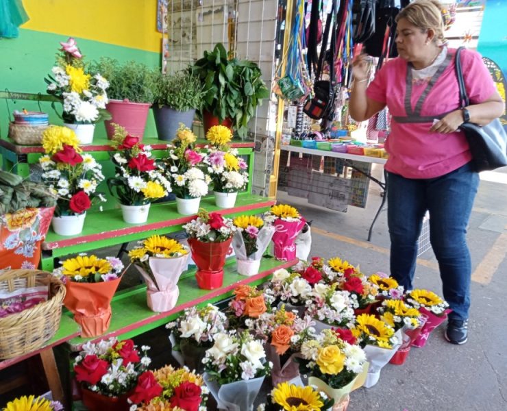 Hasta 700 pesos podrá costar un arreglo floral de 12 rosas para el Día de San Valentín