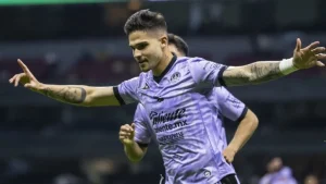 El delantero paraguayo Luis Amarilla, le anotó dos goles al América, y el fin de semana pasado hizo doblete a Chivas.