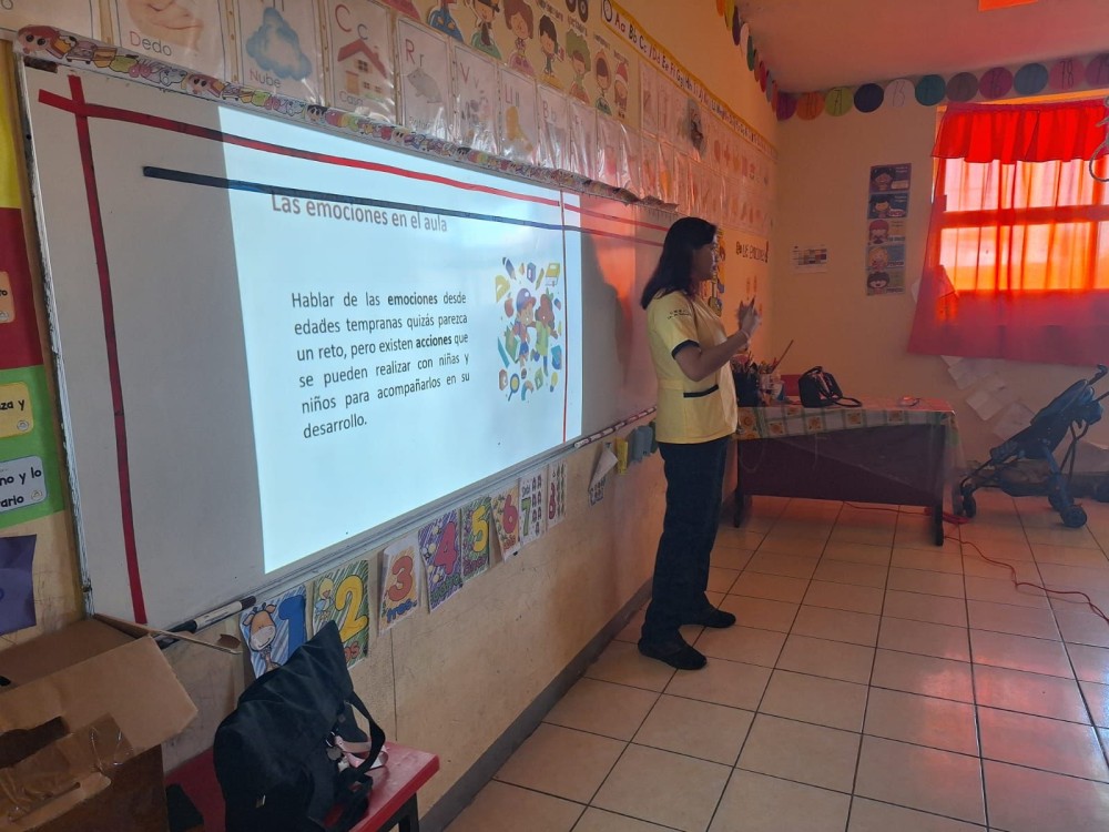 Programa de prevenciones de adicción en escuelas “Si te drogas te dañas”
