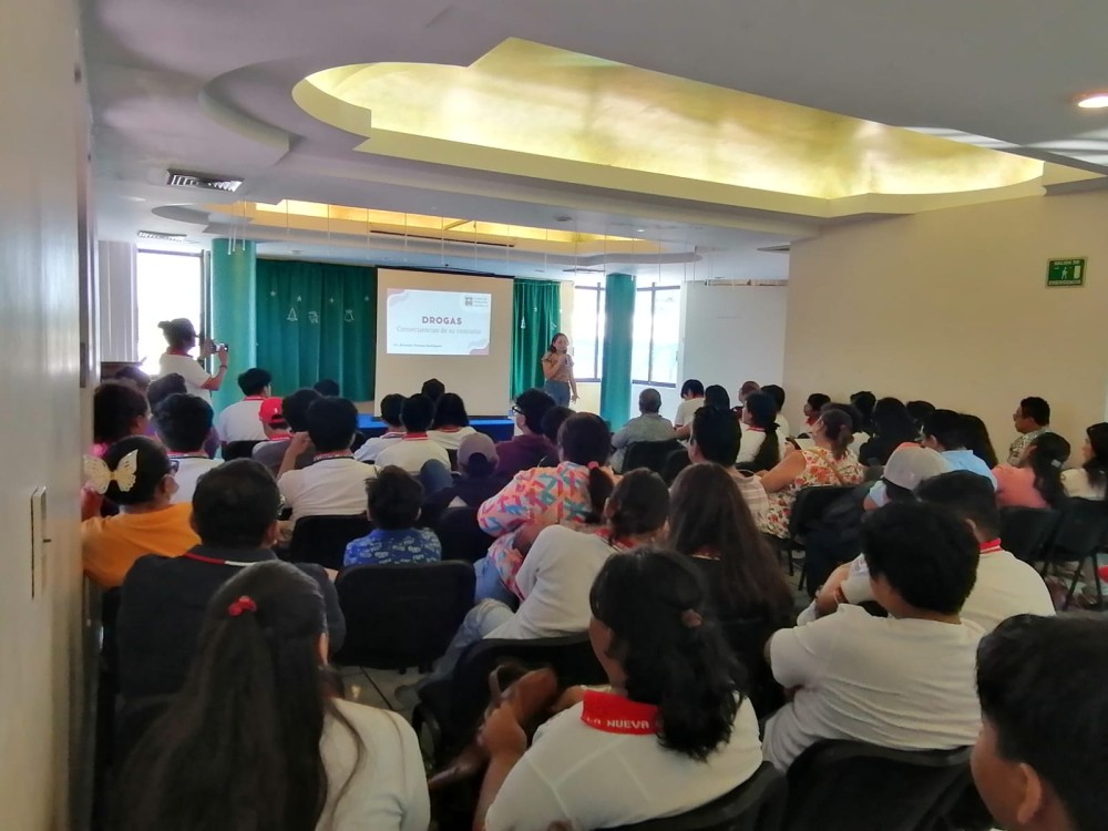 Programa de prevención de adicción en escuelas “Si te drogas te dañas”