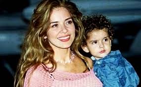 Gloria Trevi dio a Luz  a su hijo Ángel Gabriel cuando estaba en la cárcel de Brasil. 